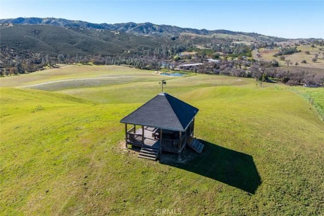 535 Calf Canyon Highway, Creston, CA 93432