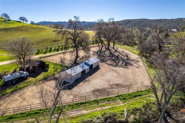 535 Calf Canyon Highway, Creston, CA 93432