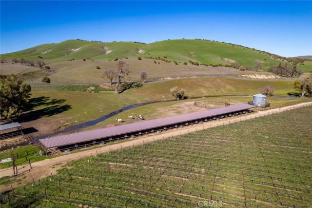 535 Calf Canyon Highway, Creston, CA 93432