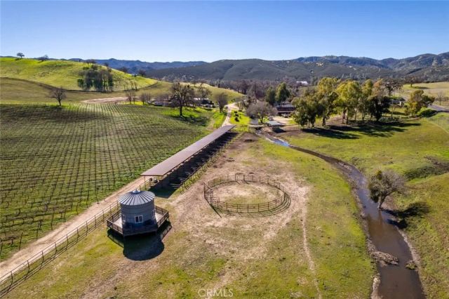 535 Calf Canyon Highway, Creston, CA 93432
