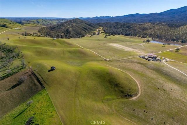535 Calf Canyon Highway, Creston, CA 93432