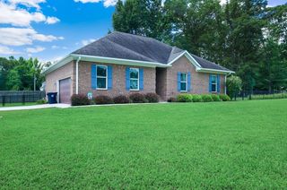 268 Oak Glen Dr, Smithville, TN 37166