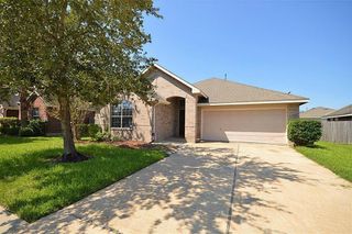 2608 Courtyard Lane, Pearland, TX 77584