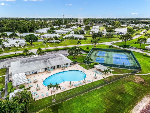 5091 LAKEFRONT Boulevard C, Delray Beach, FL 33484