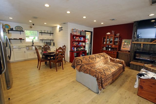 4028 Avenue O, Santa Fe, TX 77510