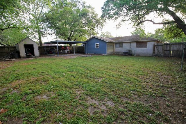 4028 Avenue O, Santa Fe, TX 77510