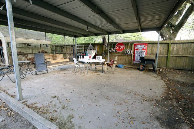 4028 Avenue O, Santa Fe, TX 77510