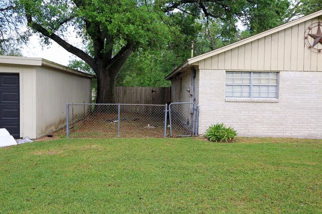 4028 Avenue O, Santa Fe, TX 77510