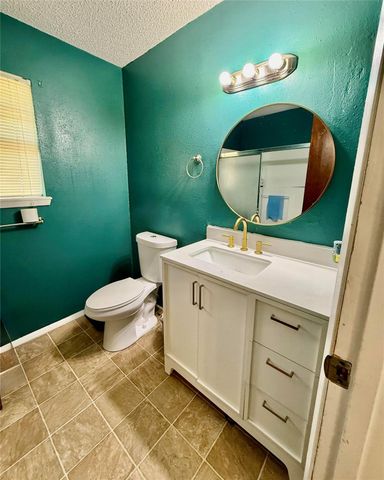 362 Bending Oaks Lane, Livingston, TX 77351