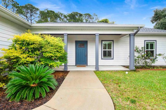 5904 N Bay Point Dr, Pensacola, FL 32507