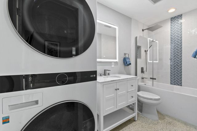 1004 Stillwater Drive, Jupiter, FL 33458