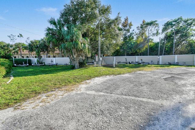 1004 Stillwater Drive, Jupiter, FL 33458