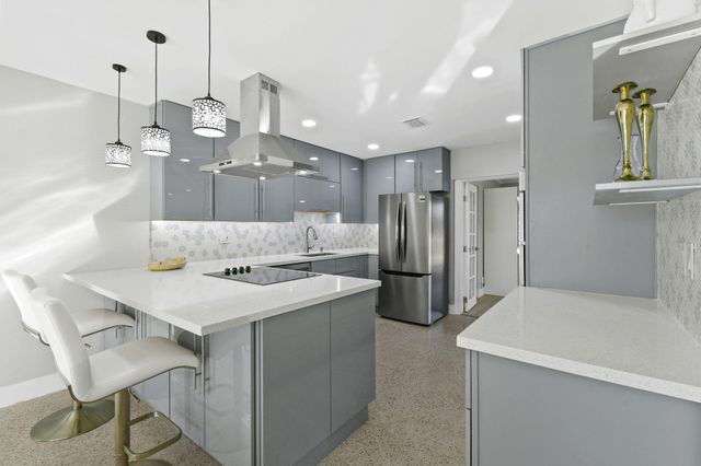 1004 Stillwater Drive, Jupiter, FL 33458