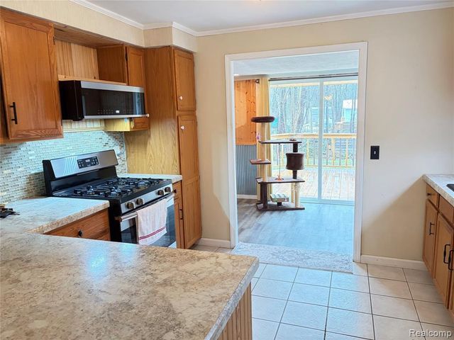 271 Hemlock Street, Gladwin, MI 48624