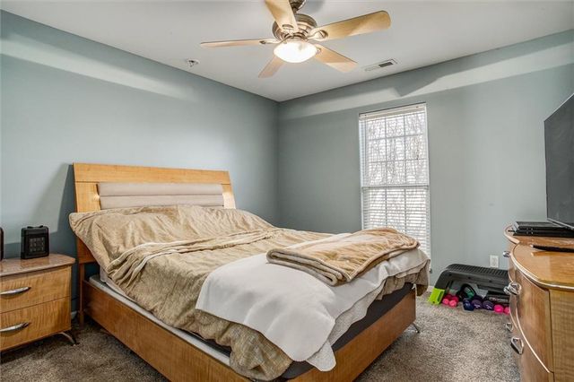 946 E Market Street, Warrensburg, MO 64093