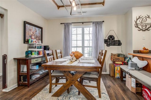 946 E Market Street, Warrensburg, MO 64093