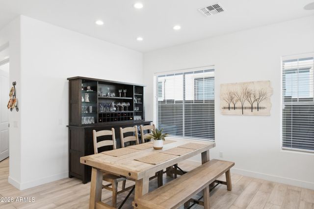 21641 N 59TH Street, Phoenix, AZ 85054
