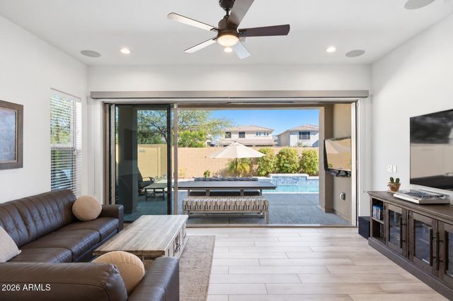 21641 N 59TH Street, Phoenix, AZ 85054