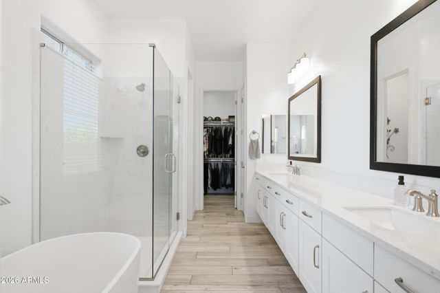 21641 N 59TH Street, Phoenix, AZ 85054