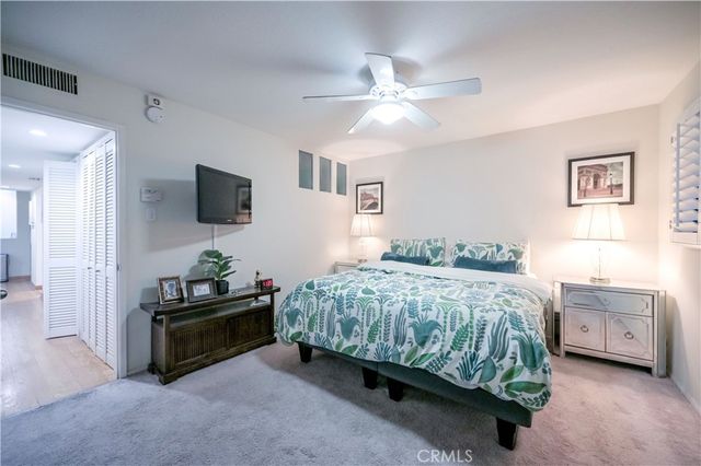 4425 Whitsett, Studio City, CA 91604