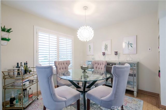 4425 Whitsett, Studio City, CA 91604
