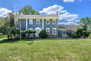6 Emery Dr, Readington Twp., NJ 08889