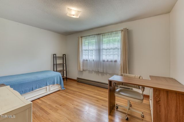 1476 Southside Road, Elizabethton, TN 37643