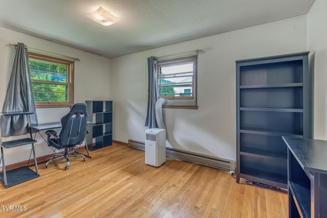 1476 Southside Road, Elizabethton, TN 37643