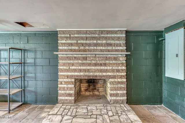 1476 Southside Road, Elizabethton, TN 37643