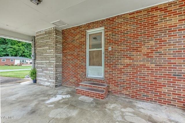 1476 Southside Road, Elizabethton, TN 37643