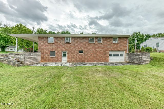 1476 Southside Road, Elizabethton, TN 37643