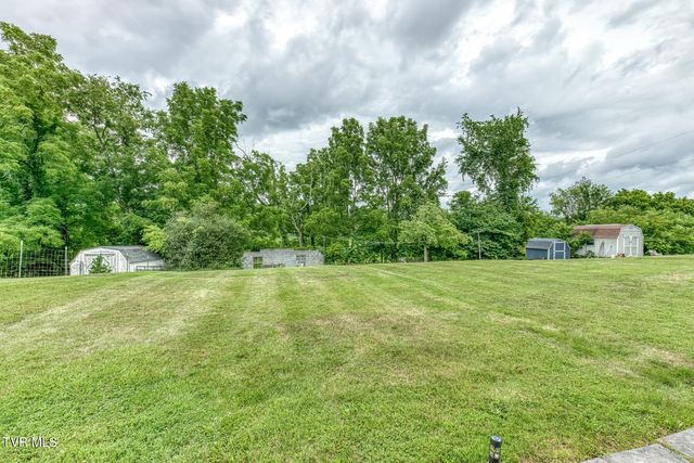 1476 Southside Road, Elizabethton, TN 37643