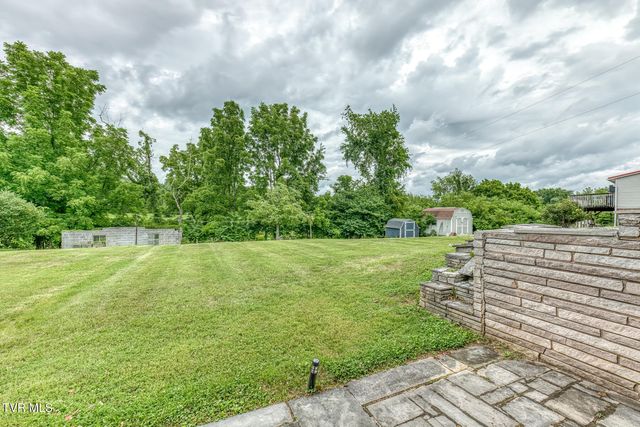 1476 Southside Road, Elizabethton, TN 37643