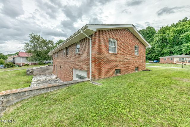 1476 Southside Road, Elizabethton, TN 37643