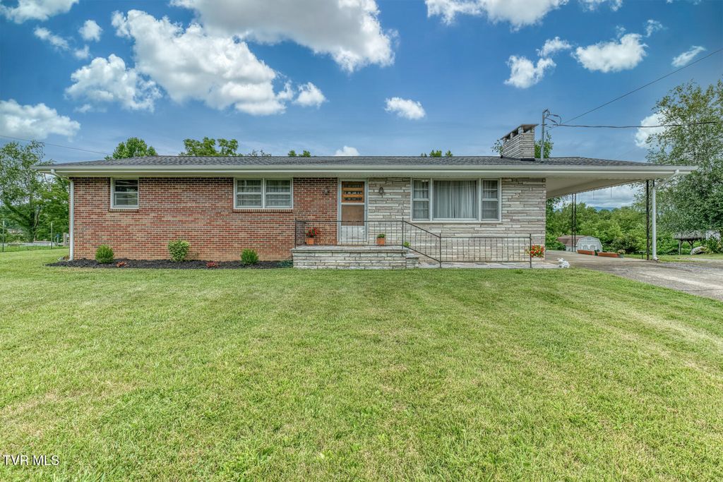1476 Southside Road, Elizabethton, TN 37643