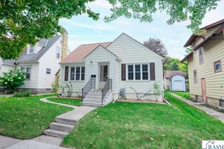1311 N 5th Street, Mankato, MN 56001