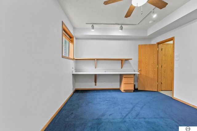 9360 Benziger Drive, Lincoln, NE 68526
