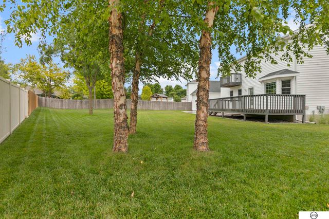9360 Benziger Drive, Lincoln, NE 68526