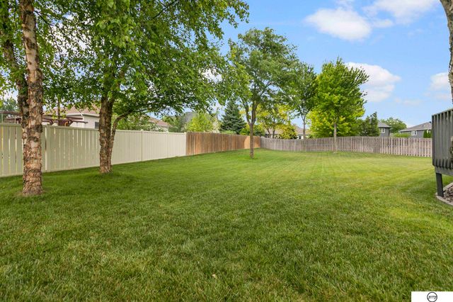 9360 Benziger Drive, Lincoln, NE 68526