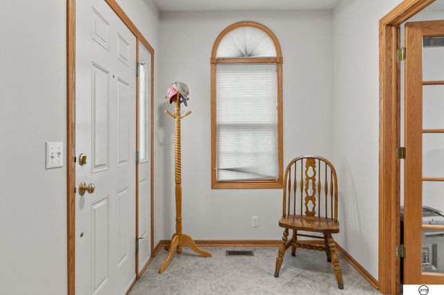 9360 Benziger Drive, Lincoln, NE 68526