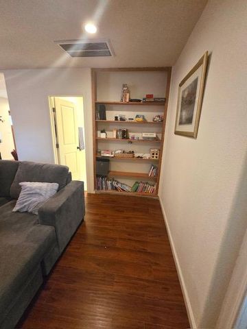 5233 Buena Vista Ave, Fair Oaks, CA 95628