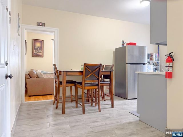 523-25 34th Street D1, Union City, NJ 07087
