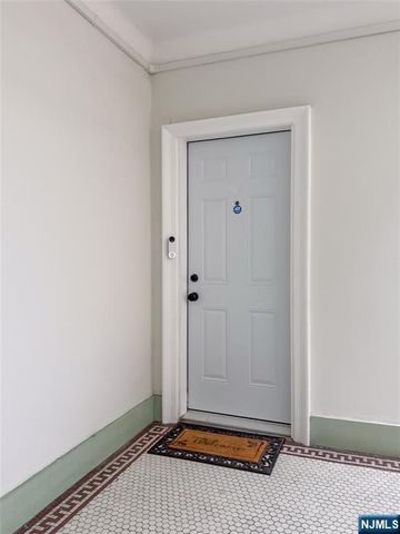 523-25 34th Street D1, Union City, NJ 07087