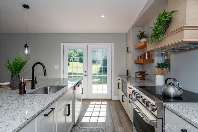 1948 Grange Hall Road, Beavercreek, OH 45432