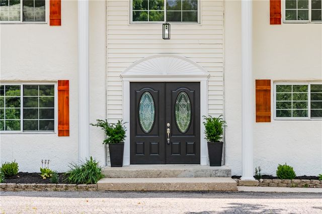 1948 Grange Hall Road, Beavercreek, OH 45432