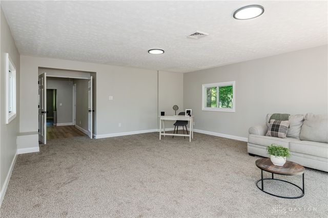 1948 Grange Hall Road, Beavercreek, OH 45432