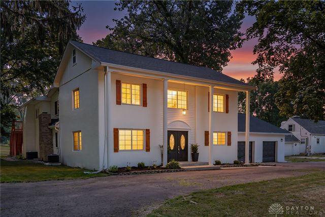 1948 Grange Hall Road, Beavercreek, OH 45432