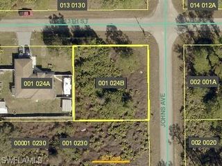 3506 E 13th ST, Lehigh Acres, FL 33972