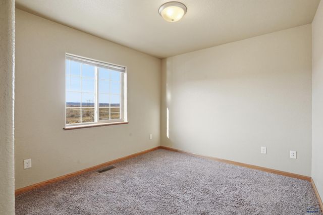 715 OLD CAVALRY RD, Box Elder, SD 57719