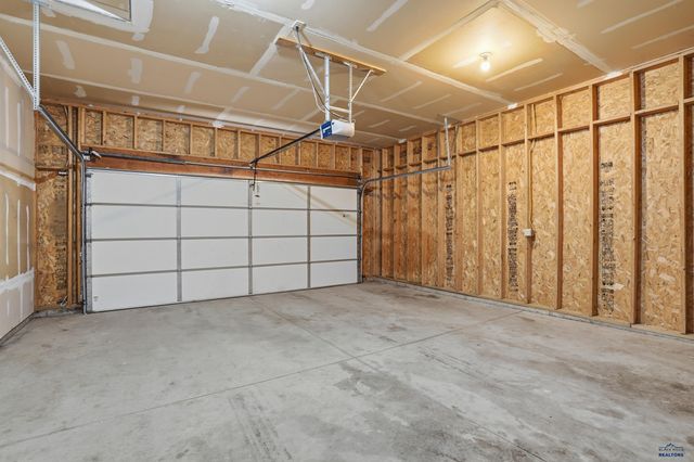 715 OLD CAVALRY RD, Box Elder, SD 57719